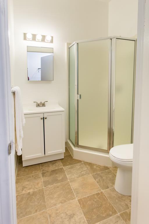 Vantaggio Suites San Diego Bagian luar foto