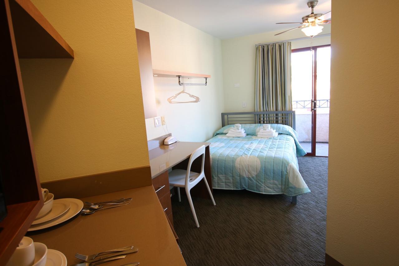Vantaggio Suites San Diego Bagian luar foto